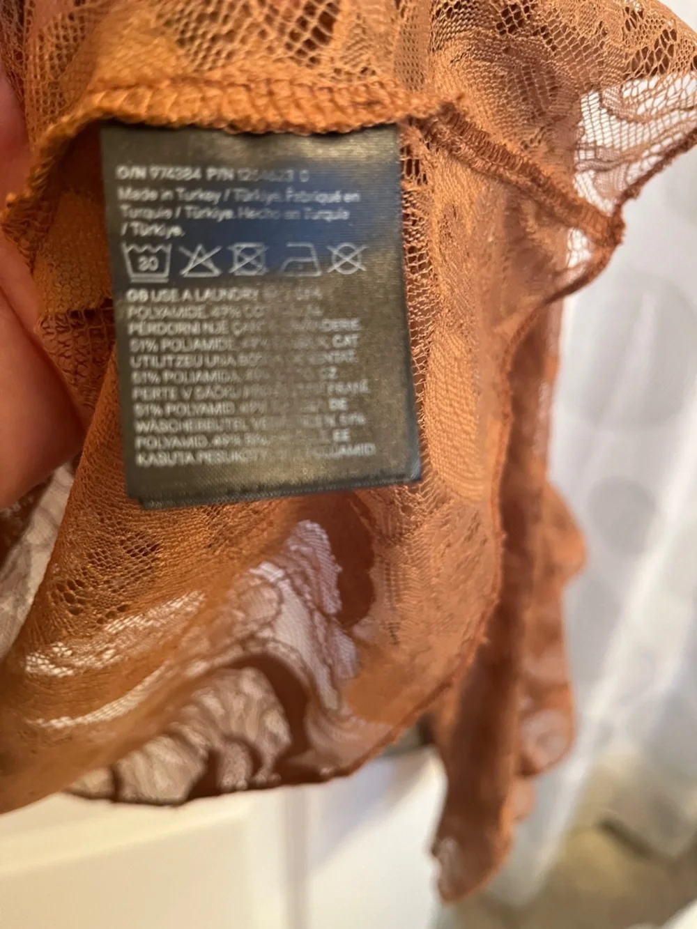 NWT H&M Sheer Lace Twist-Front Long-Sleeve Top in Rust - Picture 5 of 5
